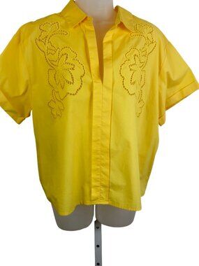 Future Collective Yellow Short Sleeve Cotton Camp Shirt Size Medium